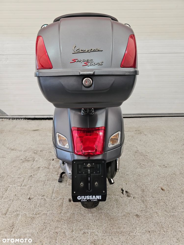 Piaggio Vespa - 25