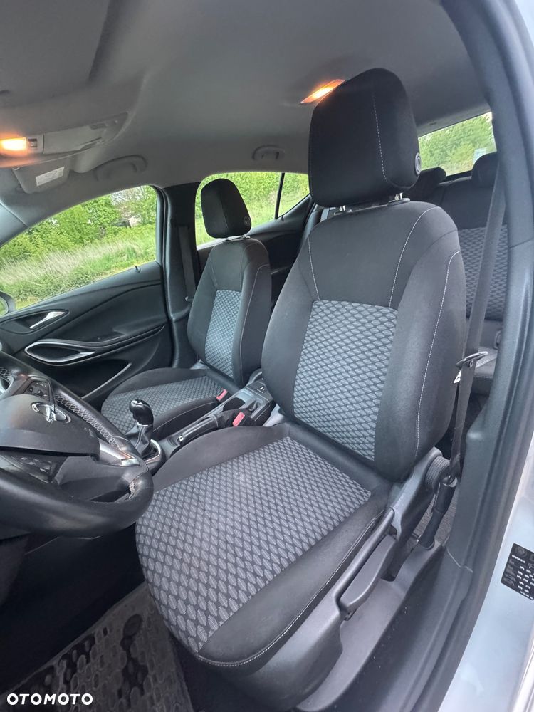 Opel Astra 1.4 T Dynamic - 12