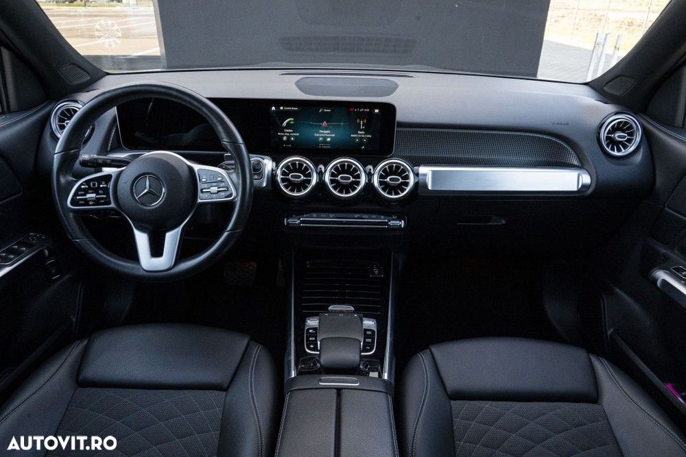 Mercedes-Benz GLB - 16