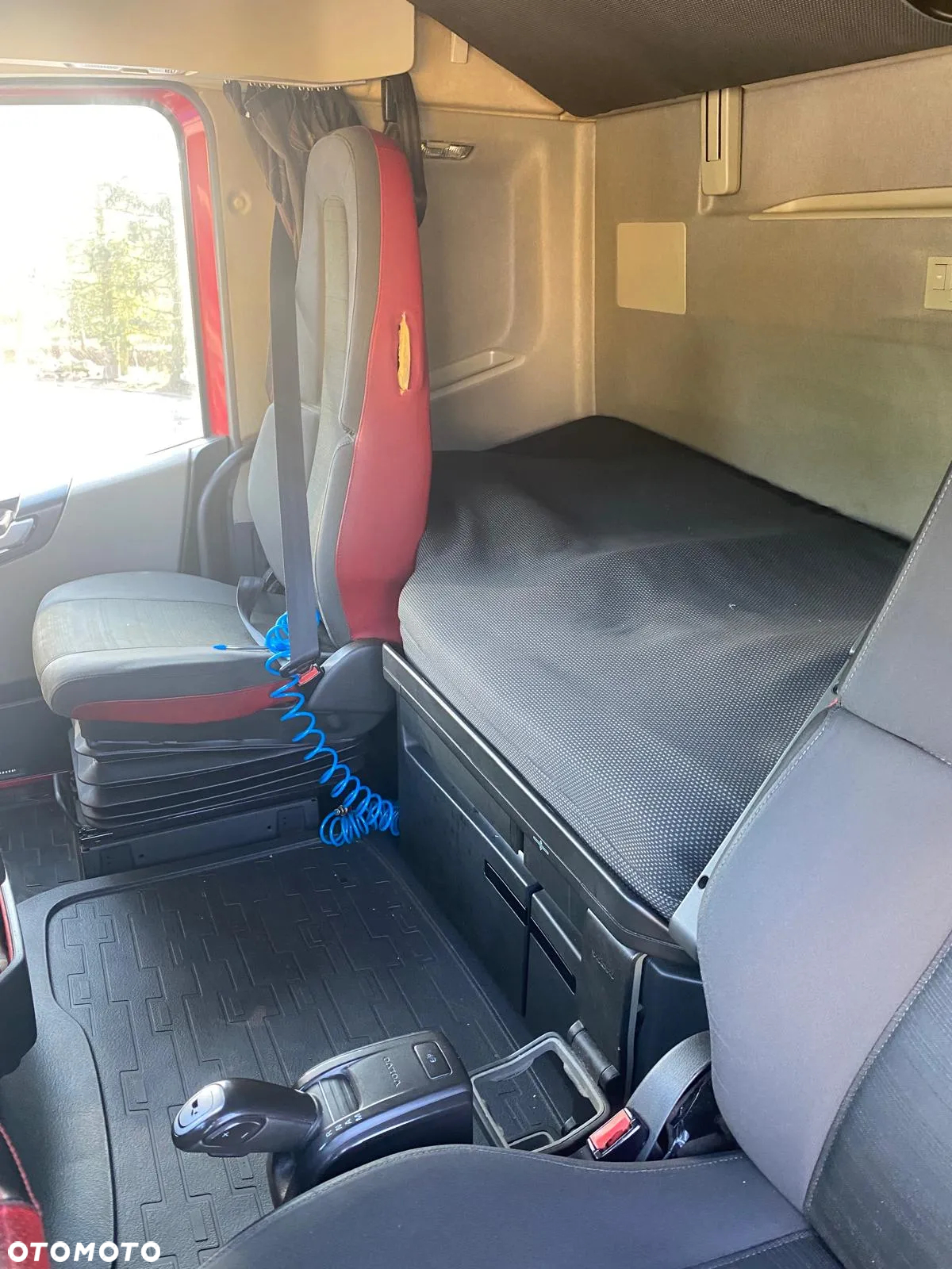 Volvo - 7