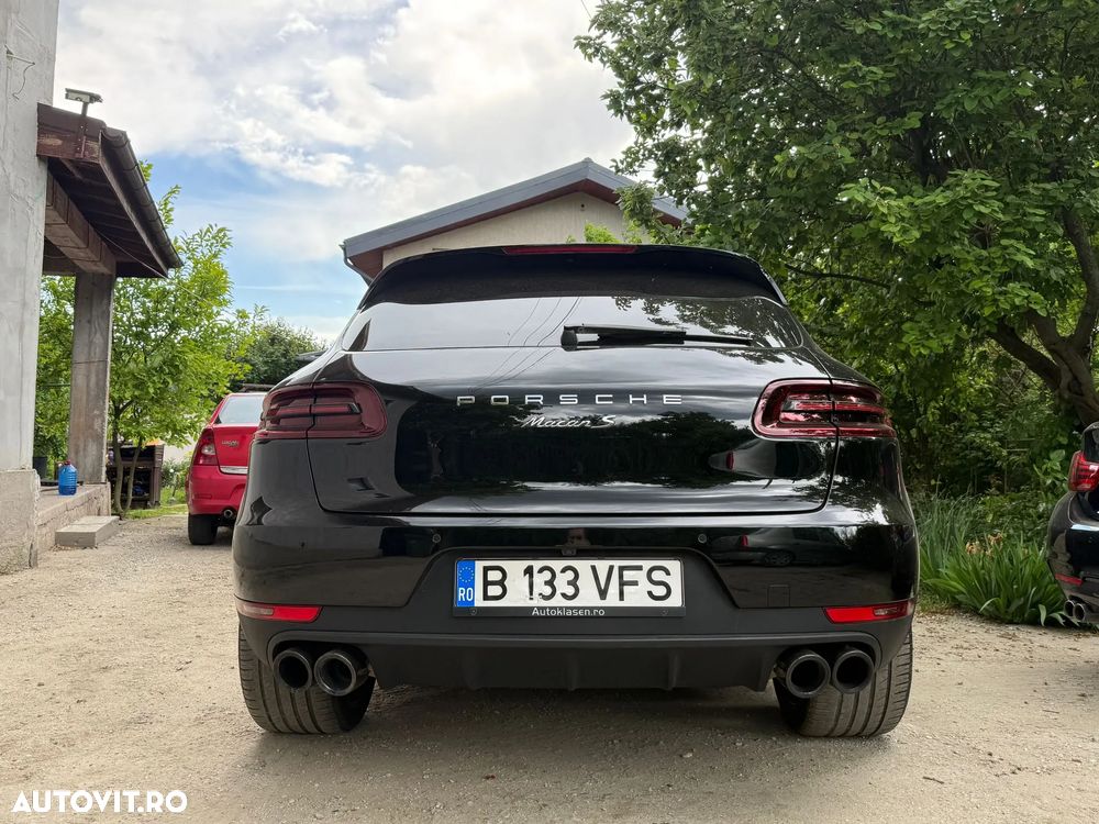 Porsche Macan - 13