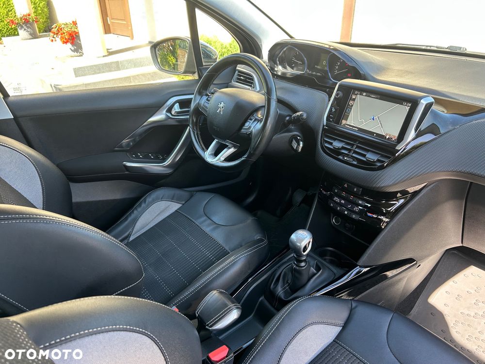 Peugeot 2008 BlueHDi FAP 120 STOP & START Allure - 31
