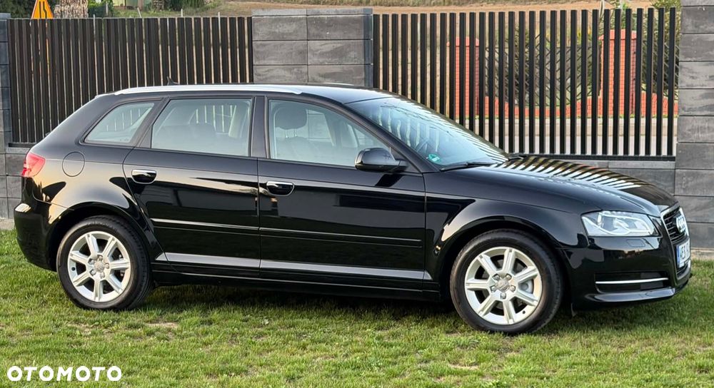 Audi A3 Sportback 2.0 TDI DPF S line Sportpaket - 7