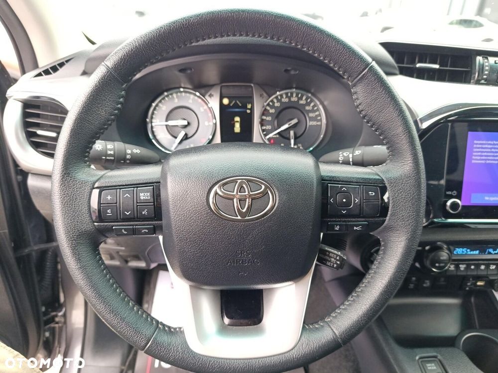 Toyota Hilux 2.8 D-4D mHEV Double Cab Executive 4x4 - 32