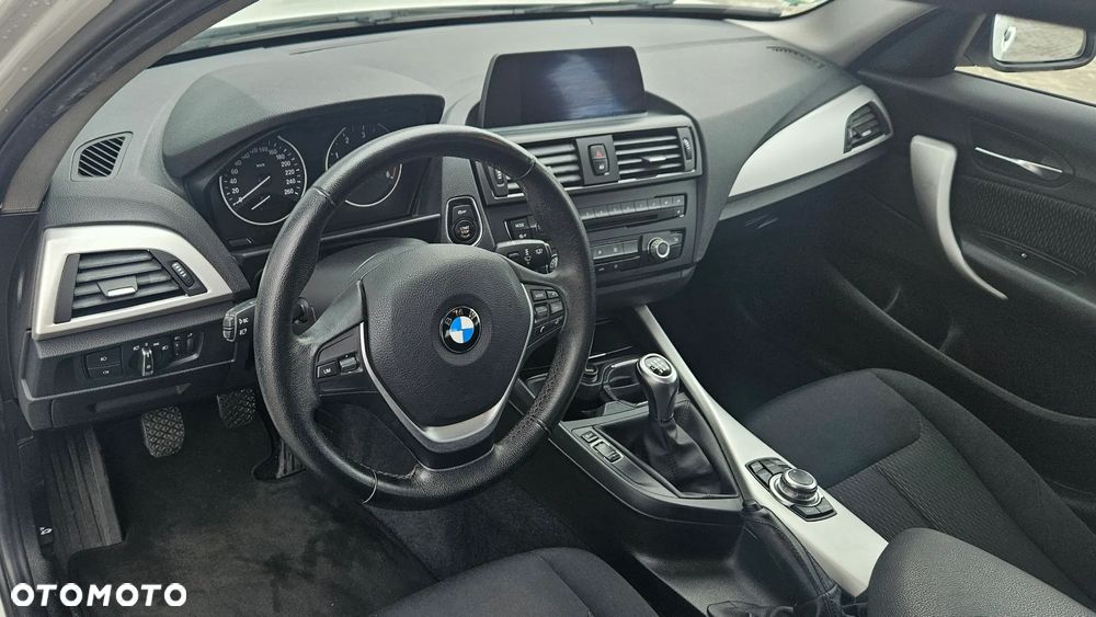 BMW Seria 1 118d DPF Edition Lifestyle - 12