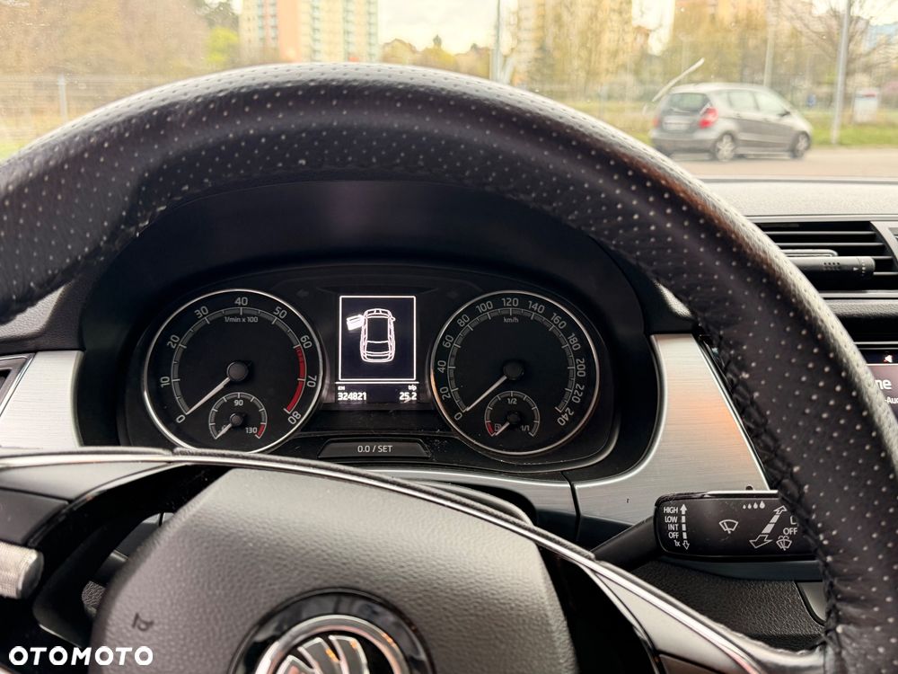 Skoda Fabia 1.0 Ambition - 7