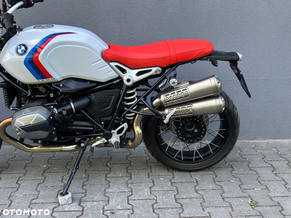 BMW R - 8