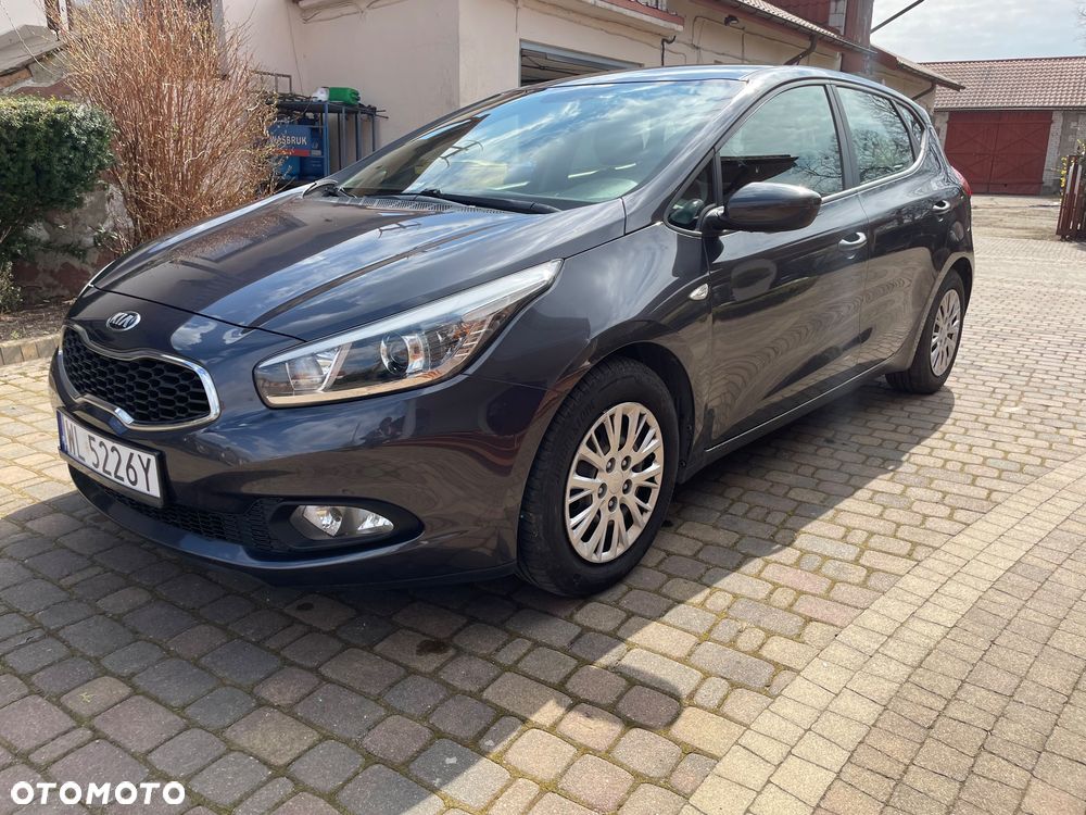 Kia Ceed 1.6 CRDi 115 ISG Vision - 20