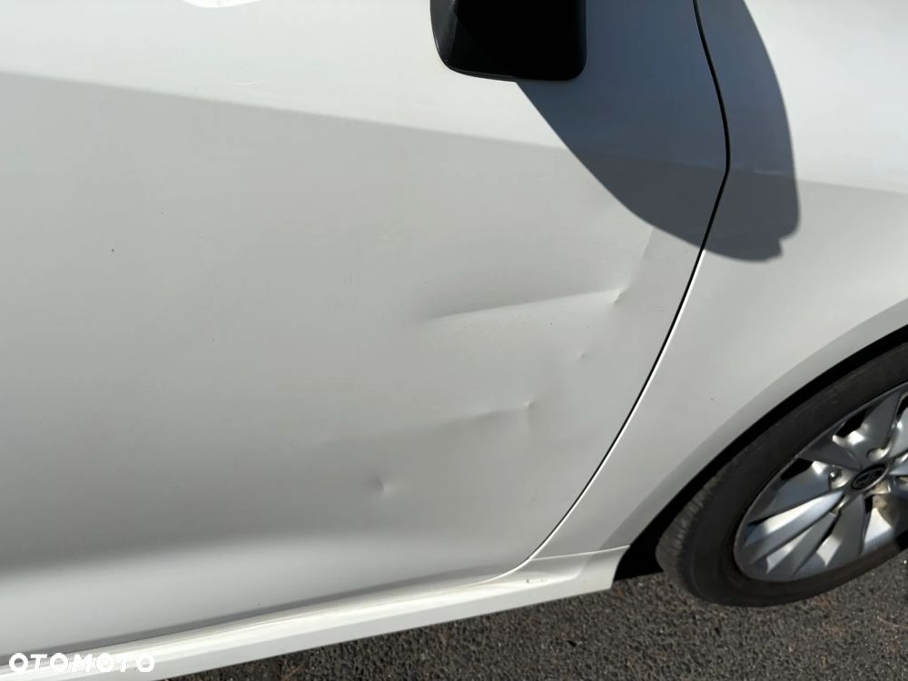 Toyota Corolla 1.8 Hybrid Comfort - 10