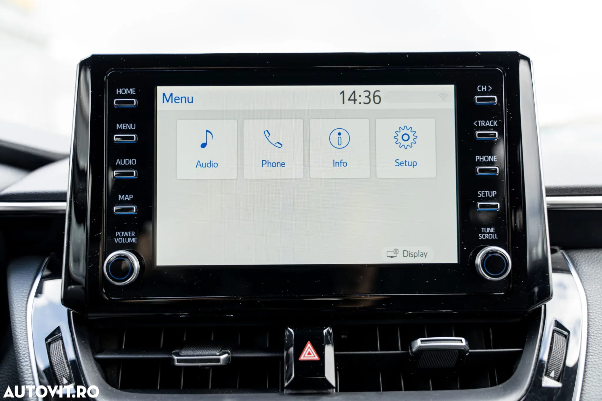 Toyota Corolla 1.8 Hybrid Touring Sports Business Edition - 29