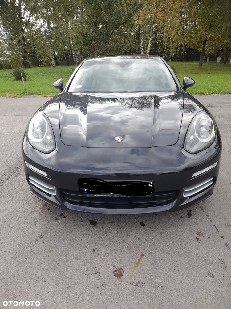 Porsche Panamera 4 - 10