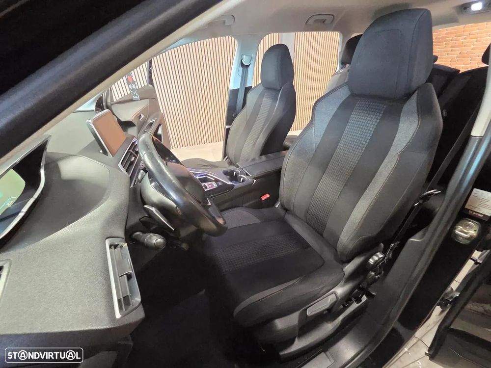 Peugeot 5008 BlueHDI 120 EAT6 Active - 3
