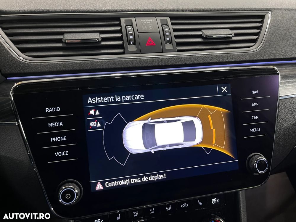 Skoda Superb 2.0 TSI DSG Style - 16