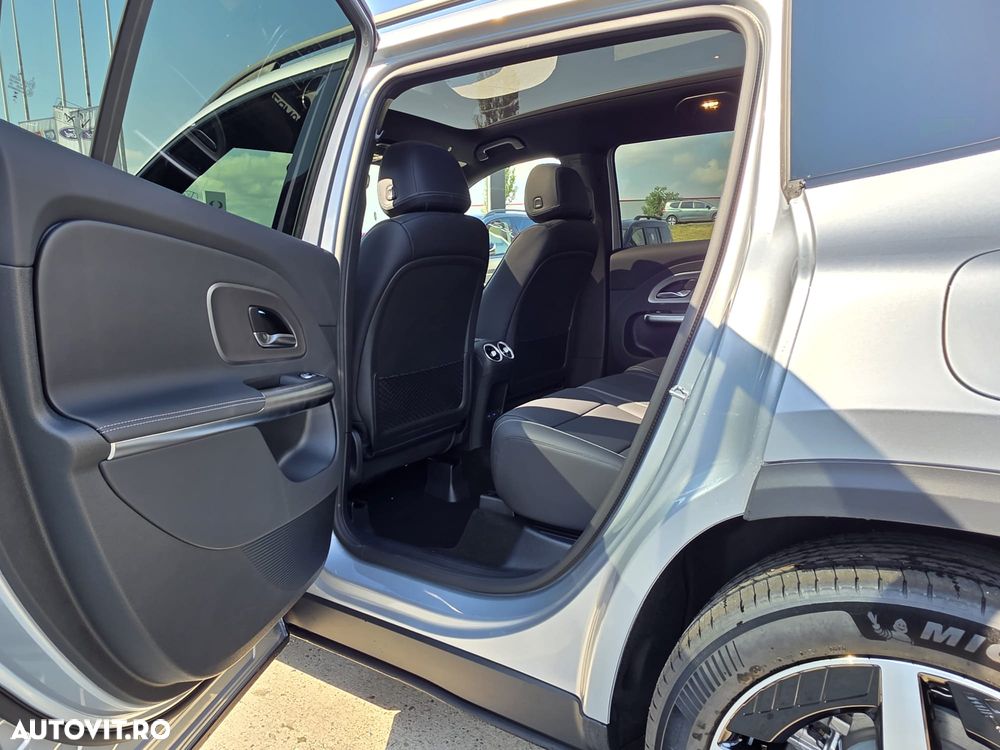 Mercedes-Benz GLB 220 MHEV - 16