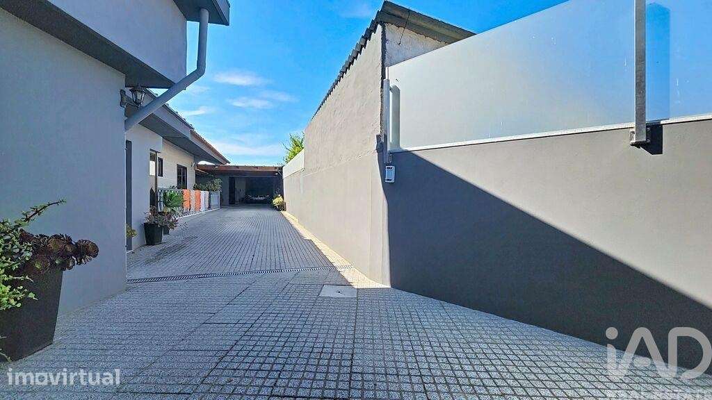 Moradia geminada T4 em Avanca de 140 m2 - Grande imagem: 2/29