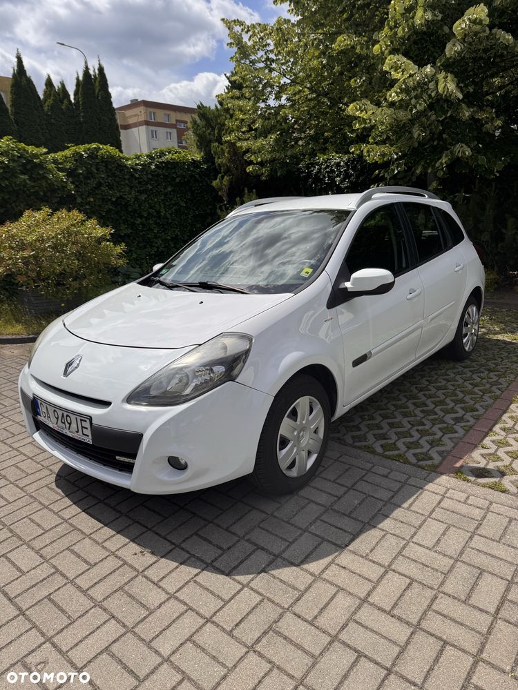Renault Clio - 1