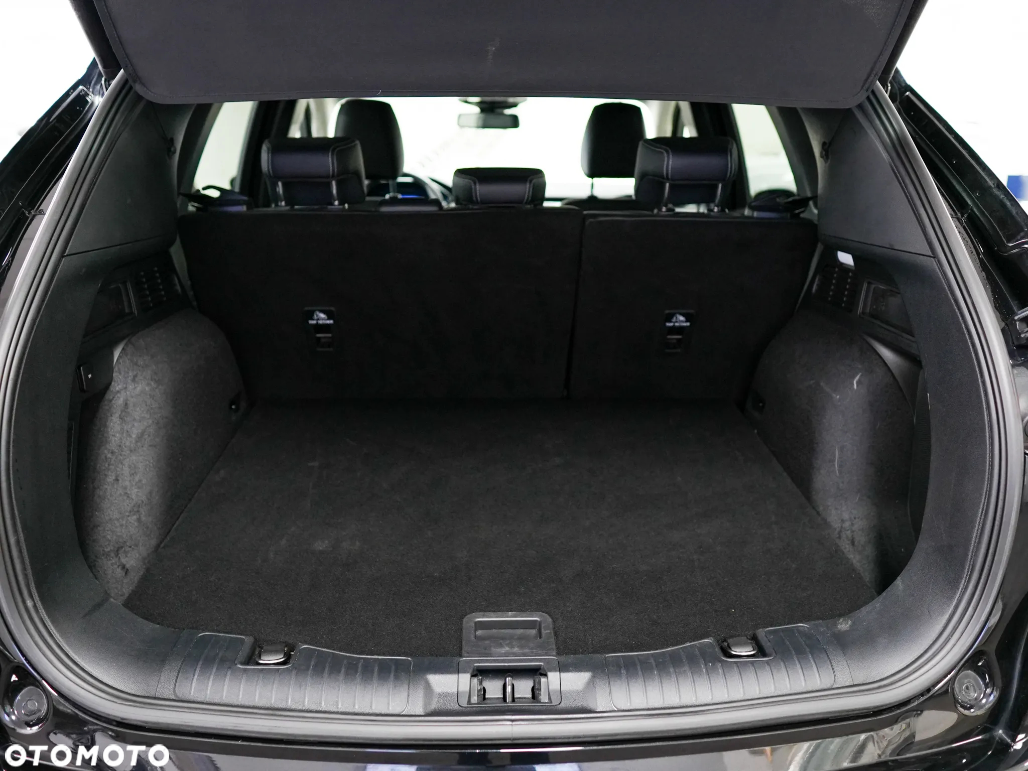 Ford Kuga - 39