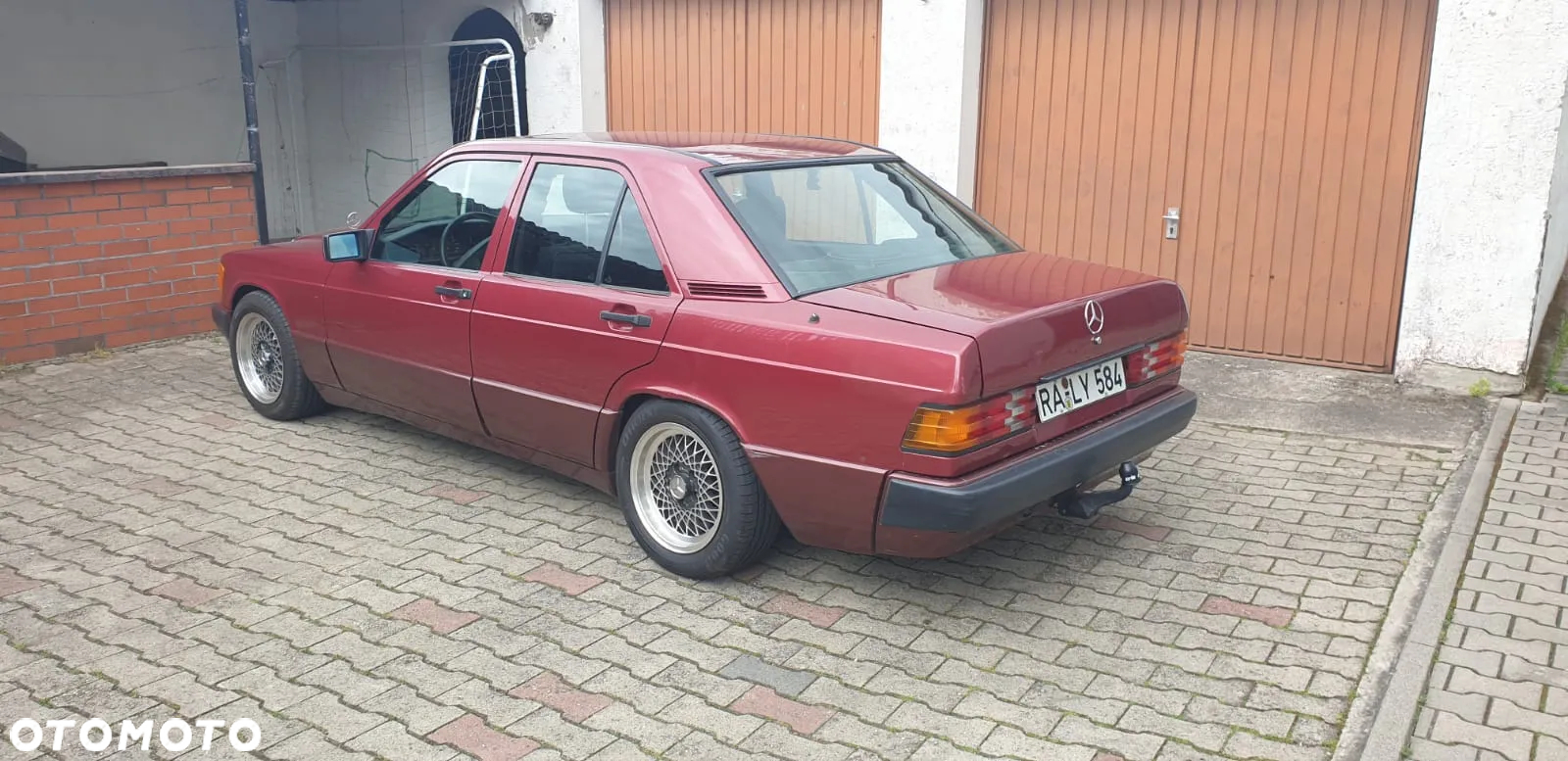Mercedes-Benz W201 (190) - 3