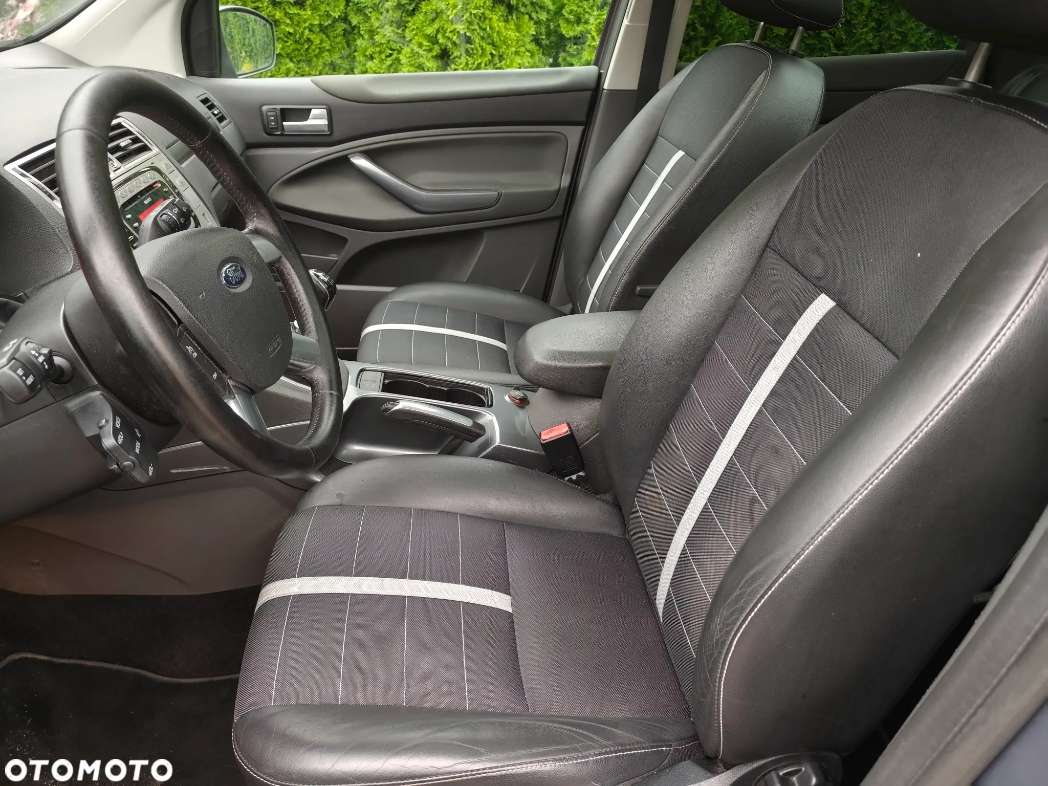 Ford Kuga 2.0 TDCi 4WD Titanium Plus - 9