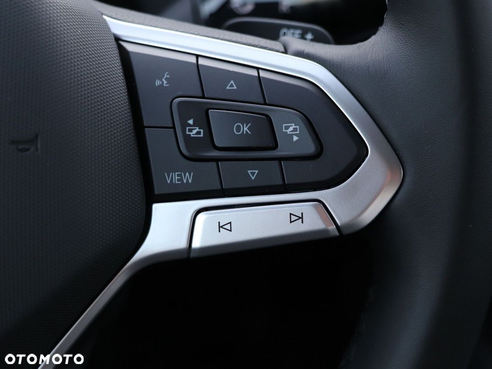 Volkswagen Passat - 21