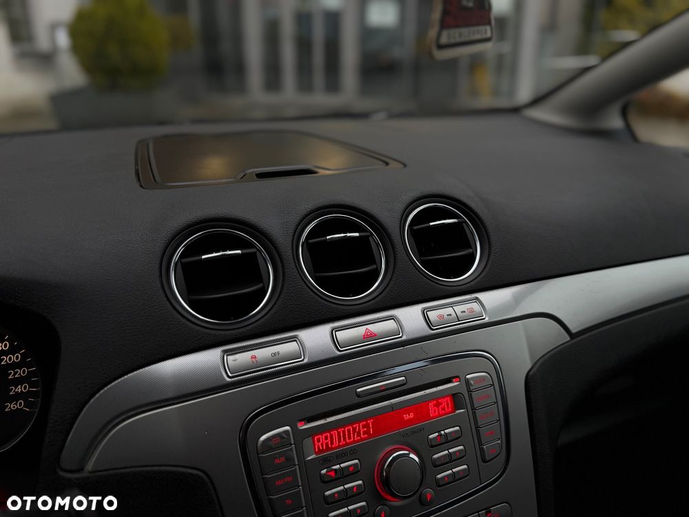 Ford S-Max 2.0 TDCi Titanium - 8