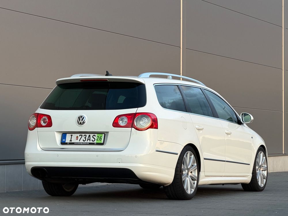 Volkswagen Passat - 11