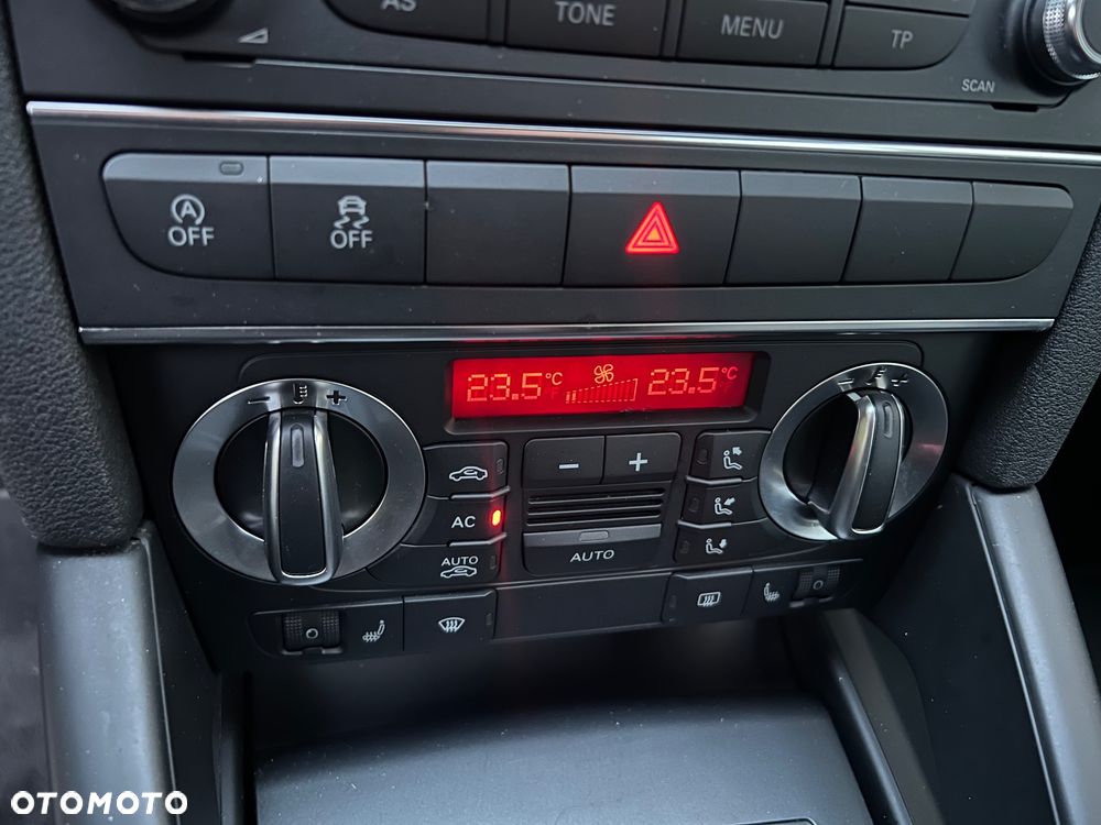 Audi A3 Sportback 1.6 TDI Ambiente - 14
