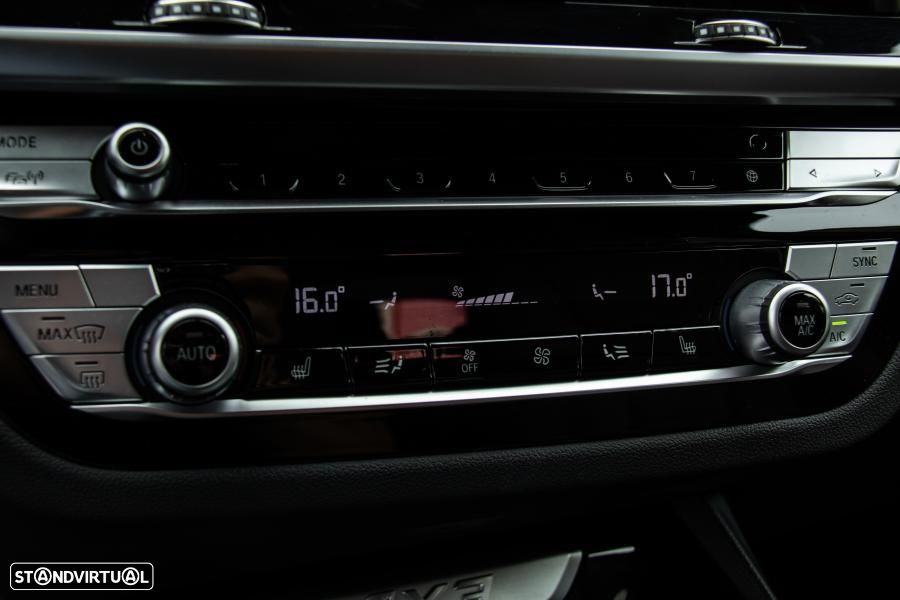 BMW iX3 M Sport Impressive - 38