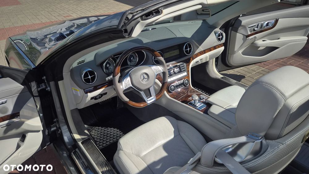 Mercedes-Benz SL 500 - 28