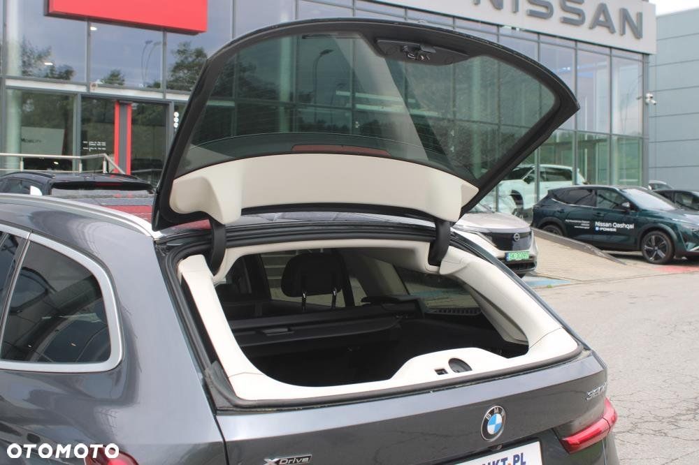 BMW Seria 3 - 34