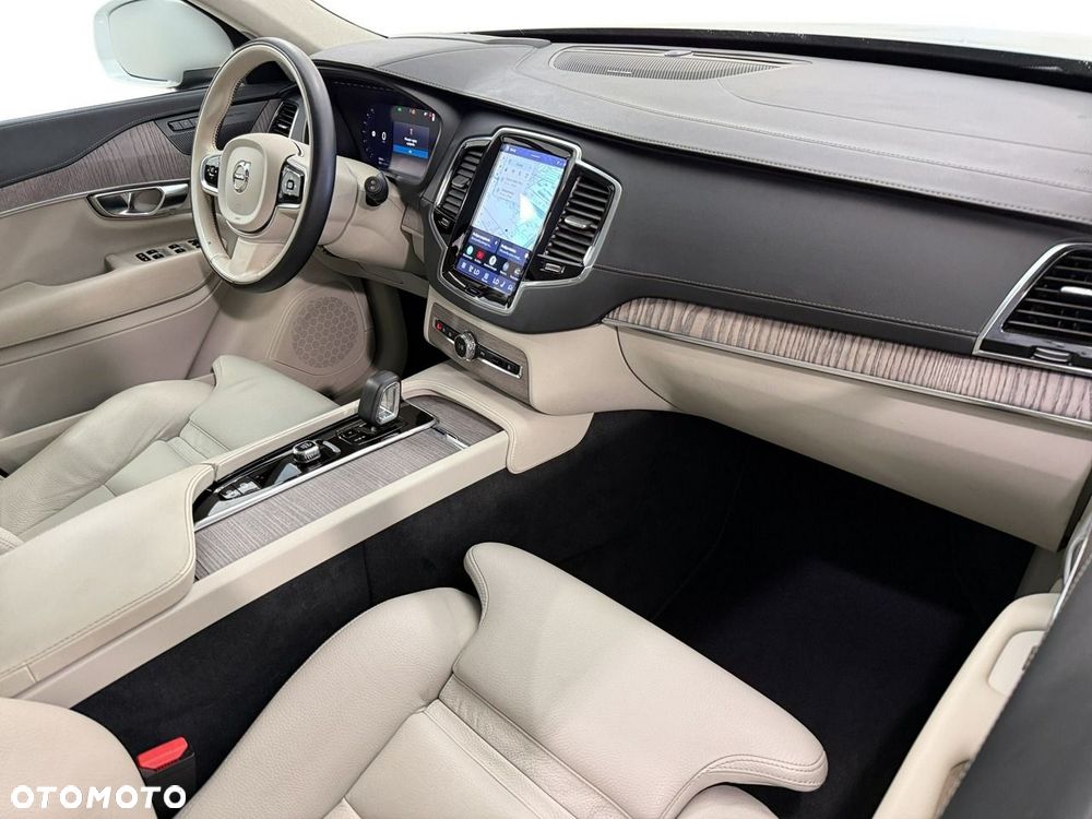 Volvo XC 90 - 16