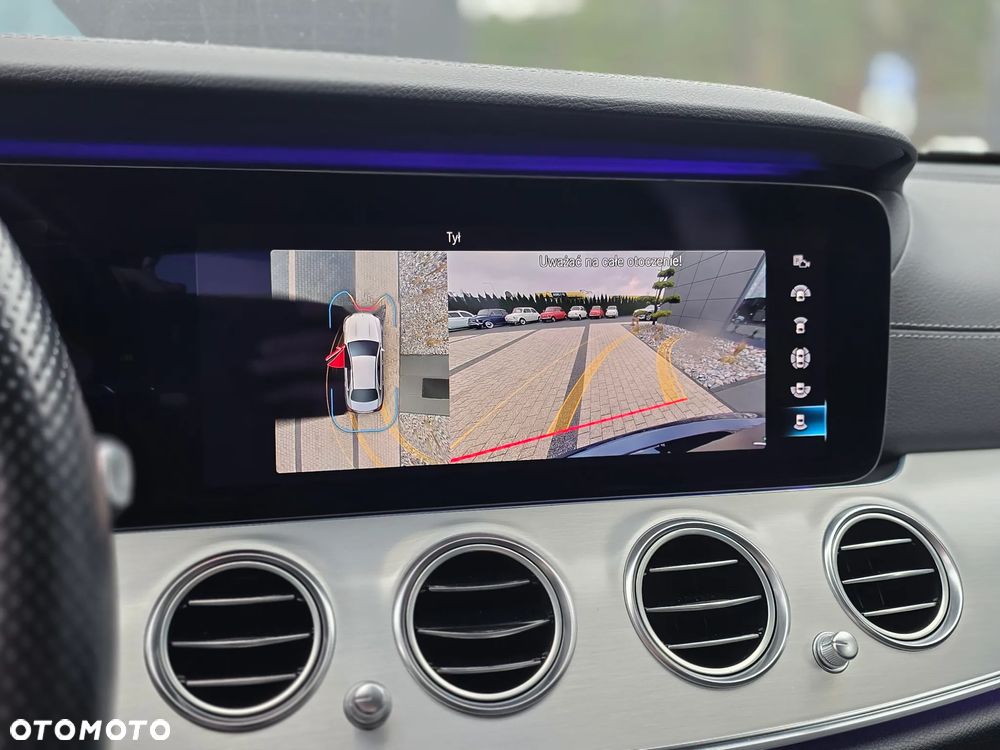 Mercedes-Benz Klasa E 220 d 4-Matic Avantgarde - 24