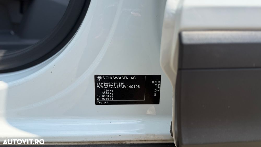 Volkswagen T-Roc - 12