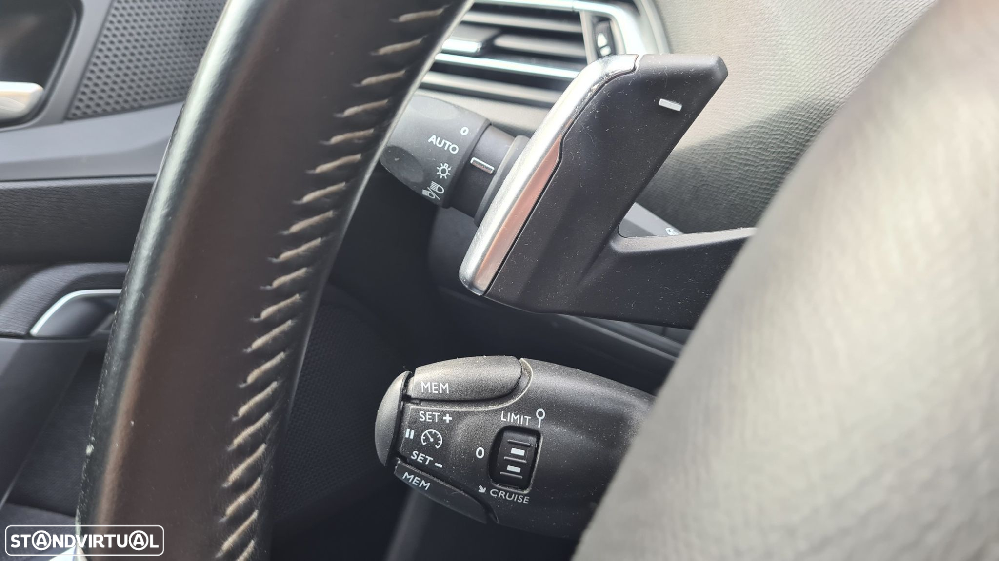 Peugeot 308 SW 1.5 BlueHDi Allure EAT8 - 14