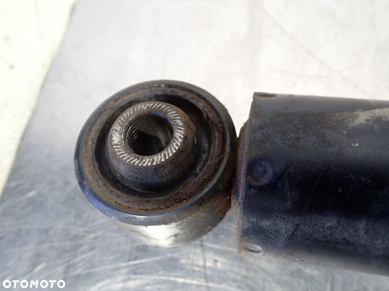 AMORTYZATOR LEWY TYŁ VOLKSWAGEN CADDY 2.0 III 13320   814902011868 - 4
