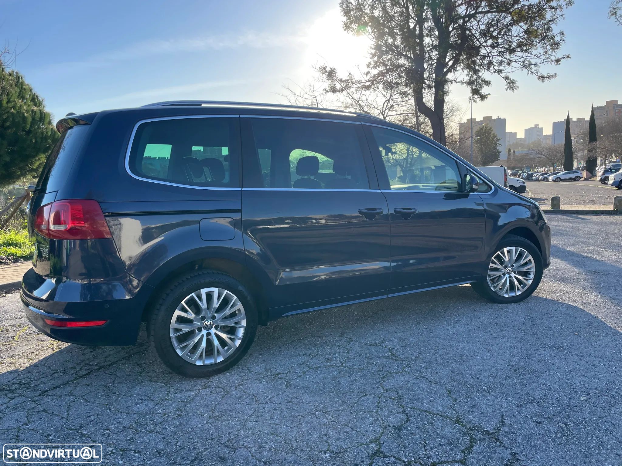 VW Sharan 2.0 TDI Confortline - 1