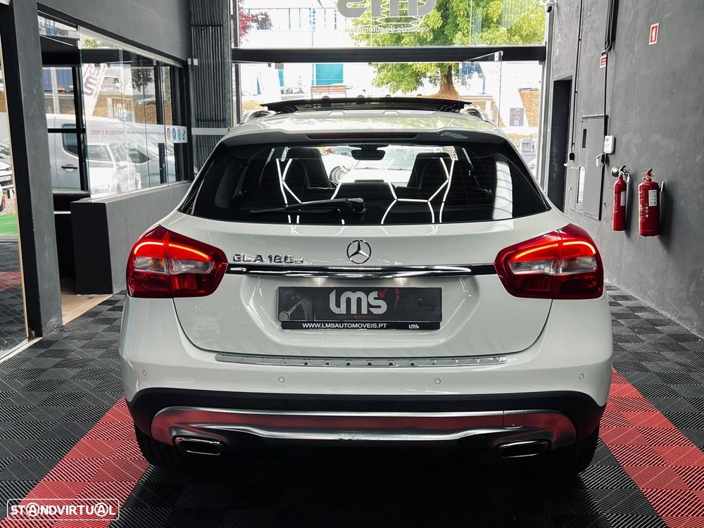 Mercedes-Benz GLA 180 CDI Urban Aut. - 9