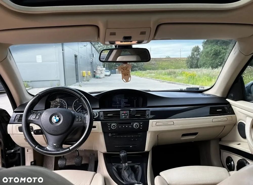 BMW Seria 3 320d - 6