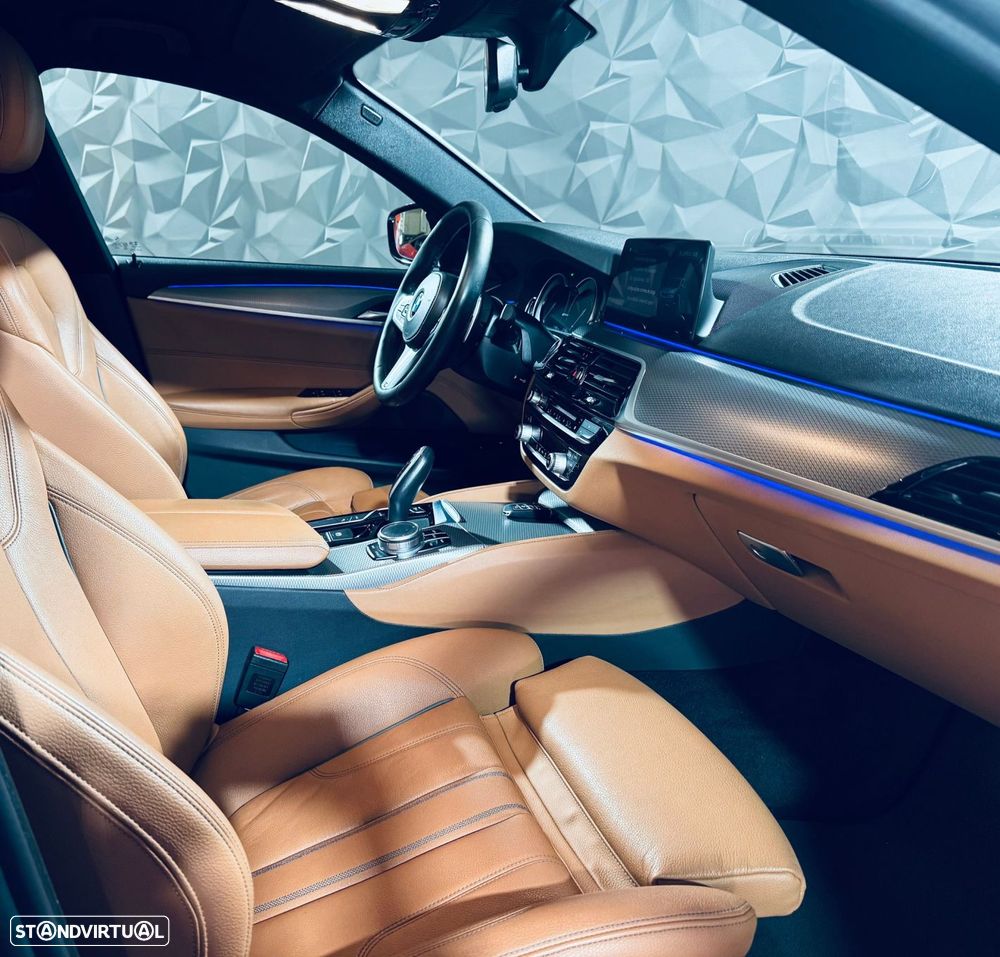 BMW 530 e iPerformance Pack M - 24