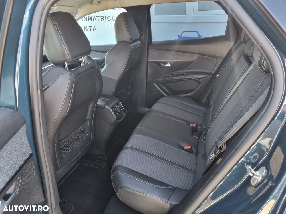 Peugeot 3008 1.5 BlueHDI 130 EAT8 Allure Pack - 13
