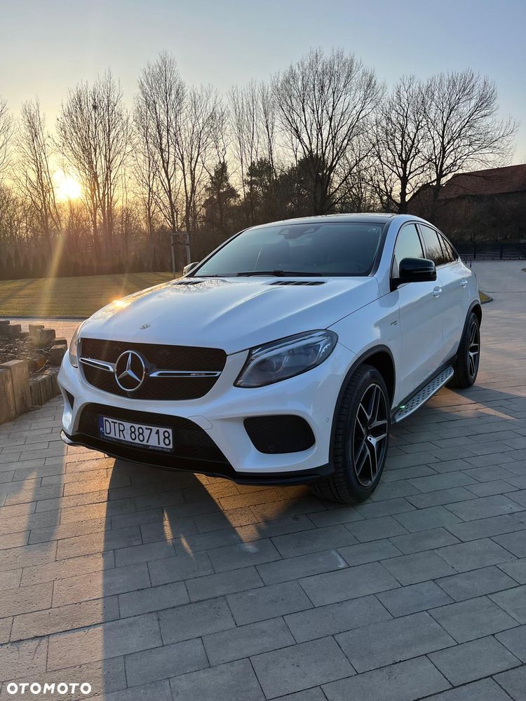 Mercedes-Benz GLC - 2