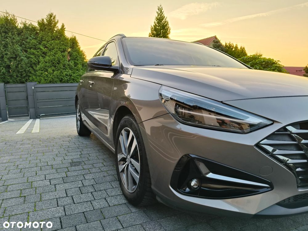 Hyundai i30 1.5 T-GDI 48V Smart - 4