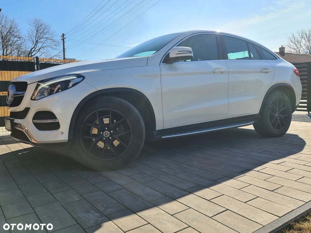 Mercedes-Benz GLE - 11