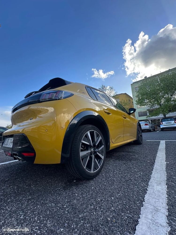 Peugeot 208 1.2 PureTech GT EAT8 - 6