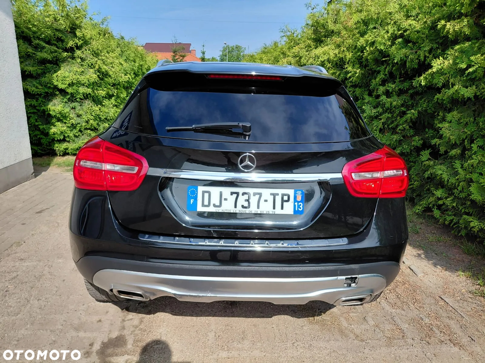 Mercedes-Benz GLA - 13