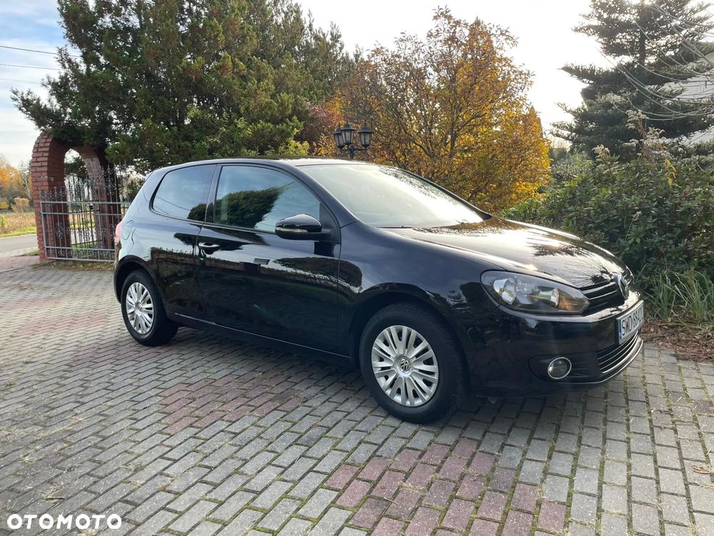 Volkswagen Golf 1.6 Comfortline - 4