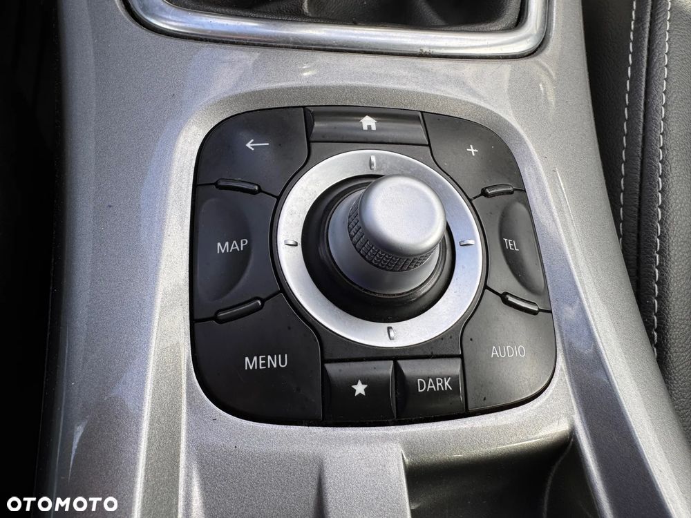 Renault Laguna dCi 150 FAP Start-Stop GT - 27