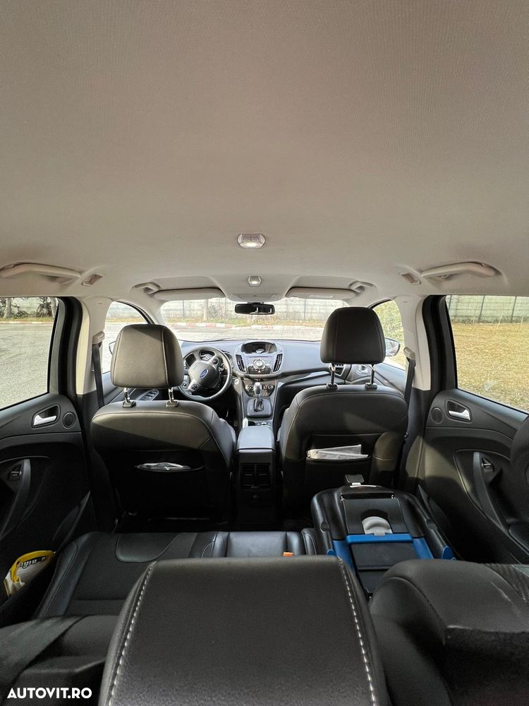Ford Kuga 2.0 TDCi Powershift 4WD Titanium - 8
