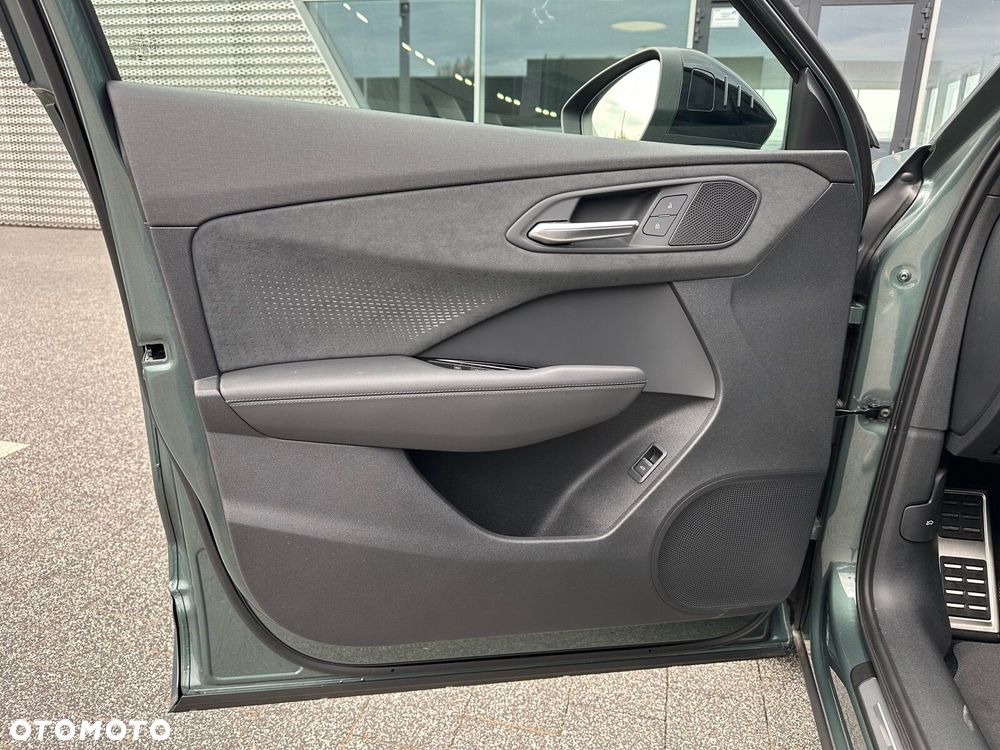 Audi Q3 Sportback - 9