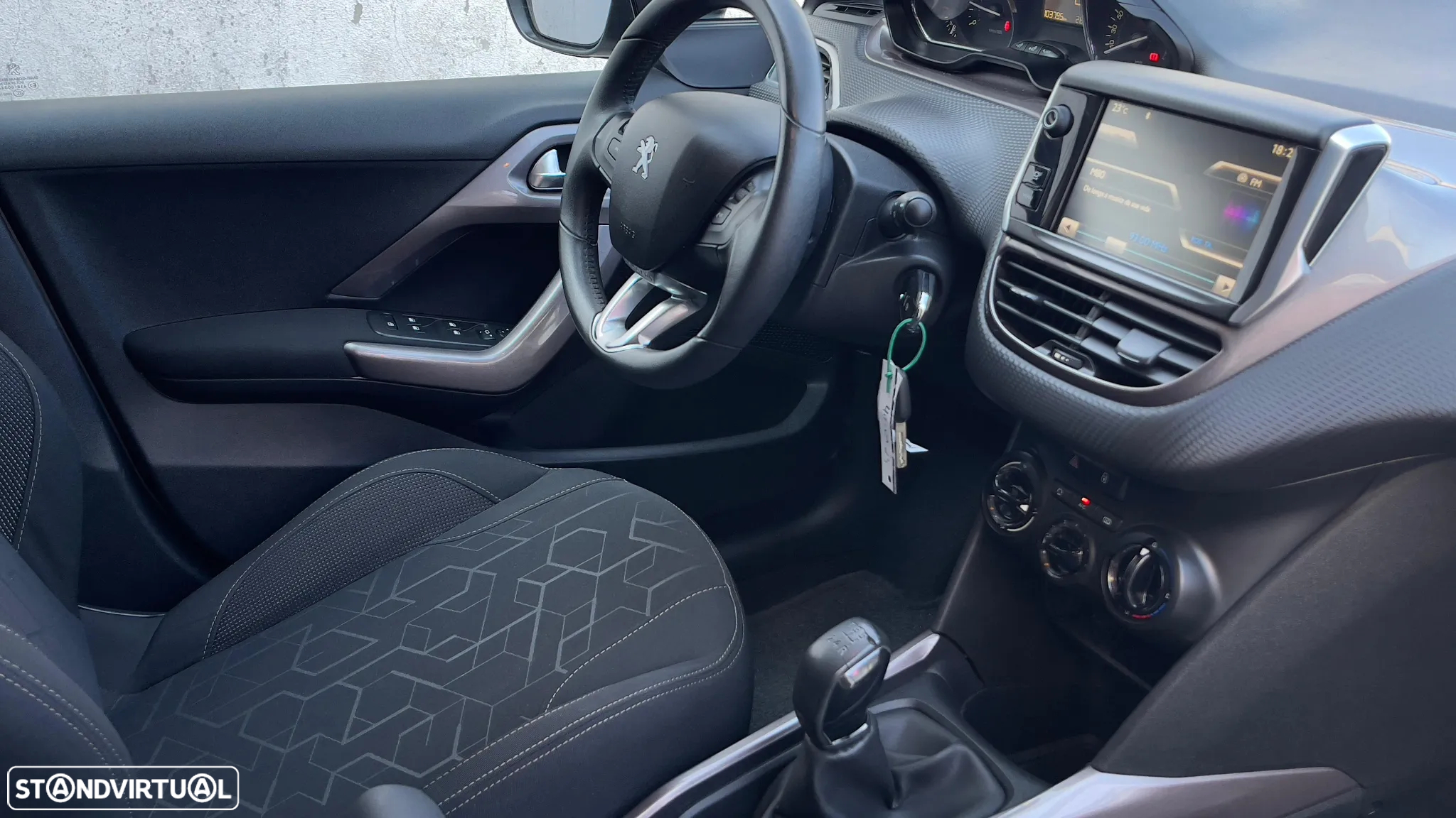 Peugeot 2008 1.4 HDi Allure - 3